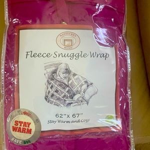 Fucsia Fleece Snuggle wrap